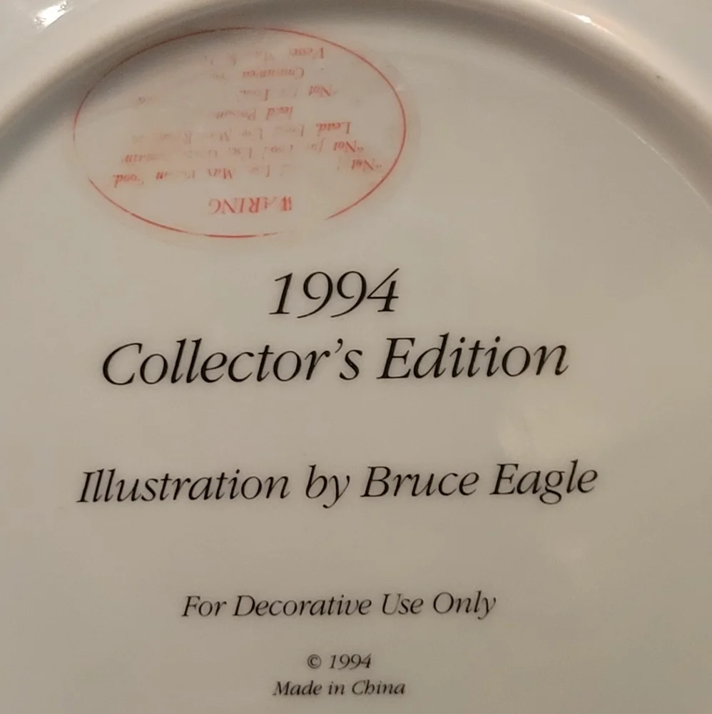 Vtg 94 CHRISTMAS ON MAINSTREET.. COLLECTOR'S ED. PLATE ARTIST BRUCE EAGLE Gold